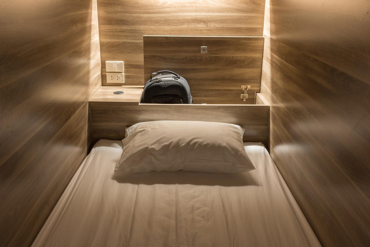 Yor Yak Hostel Бангкок Екстер'єр фото